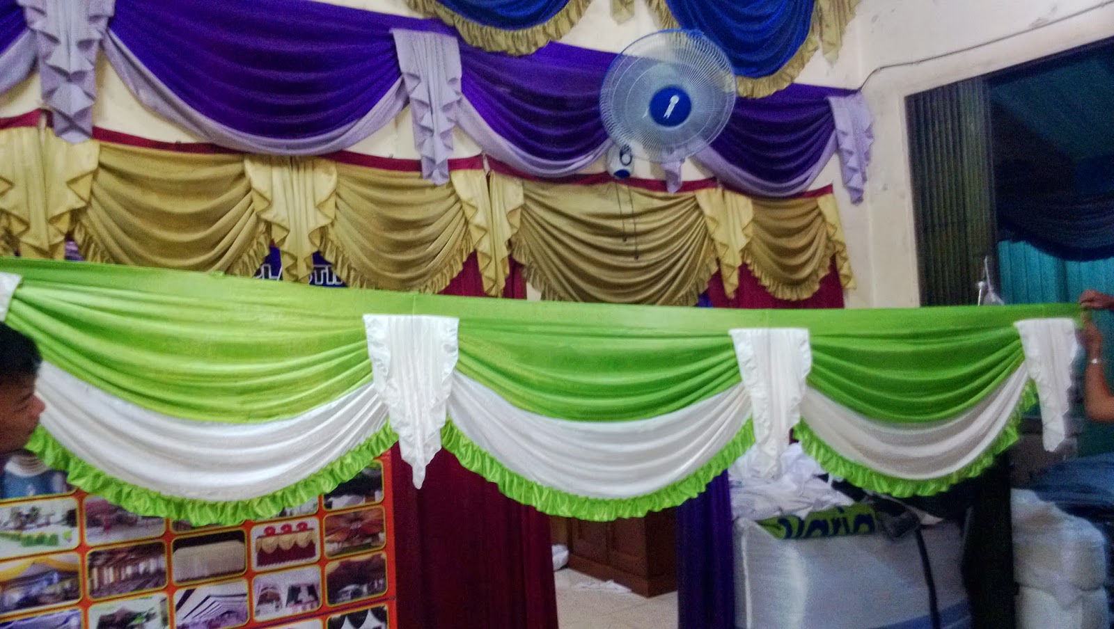 Rumbai Tenda Warna